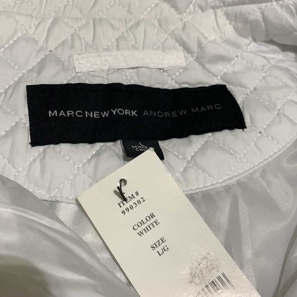 Sleeveless Vest | Andrew Marc - Picture 2 of 7